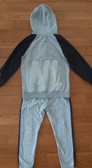 Zara gorgeous boys set - Picture 2 of 2